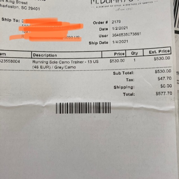 Men’s Golden Goose Running Shoe - Picture 3 of 4